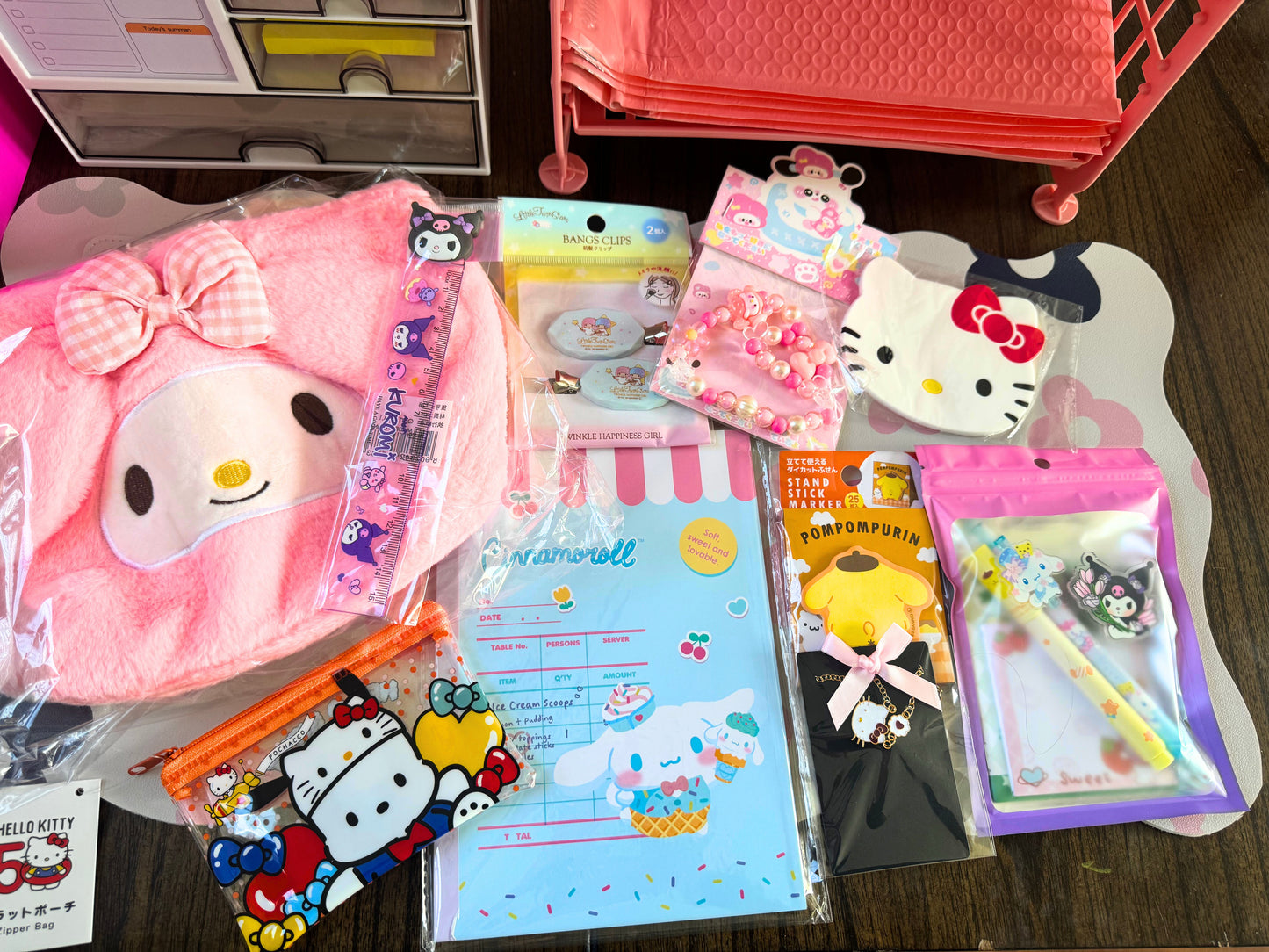 Sanrio Themed Stationery Mystery Capsules (Small)