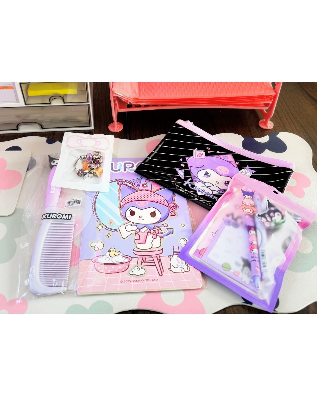 Sanrio Themed Stationery Mystery Capsules (Small)